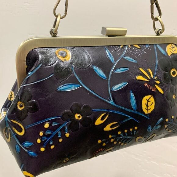 Handmade Genuine Leather Floral Embossed Push-lock Clutch/Shoulder Bag/Crossbody - Picture 15 of 16